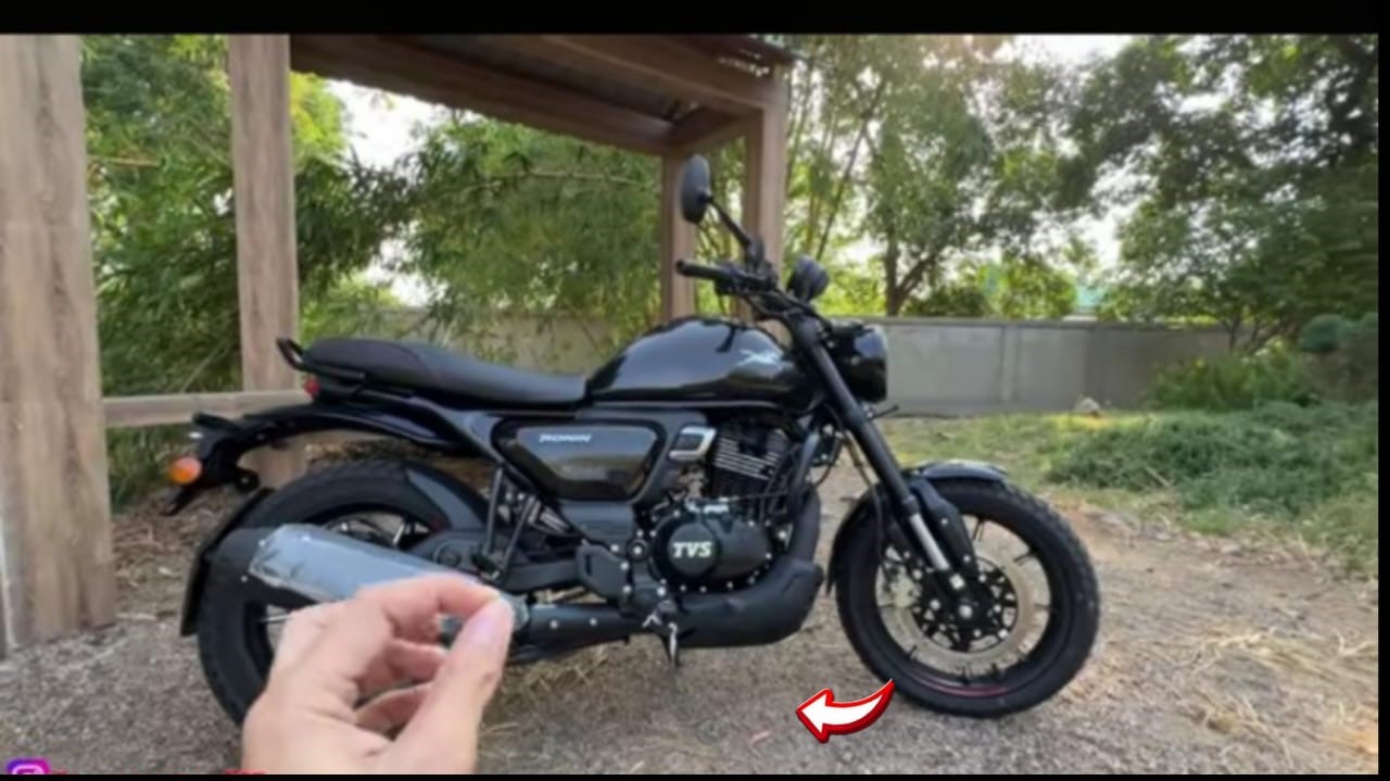 नई TVS Ronin में कंपनी ने 225.8cc का एयर कुल इंजन दिया हुआ है|