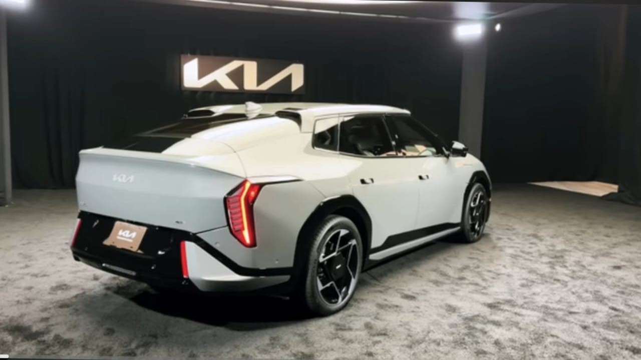 Kia EV4: अगर आप भी एक ऐसी कार की तलाश में है|