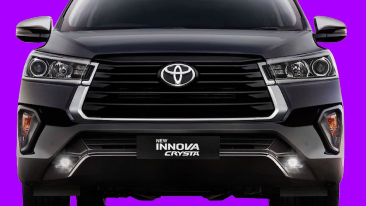 Toyota Innova Crysta: 