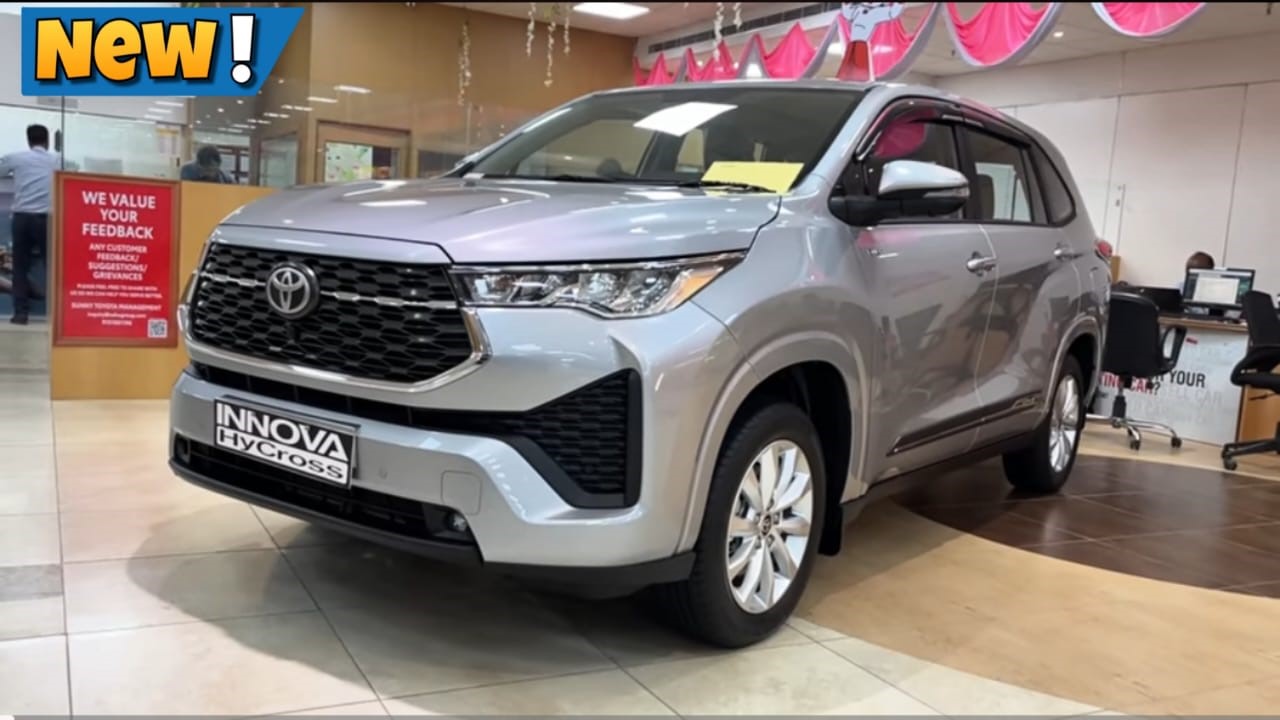 Toyota Innova Hybrid: 